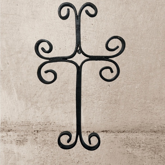 Other - Elegant Black Wrought Iron Wall Cross Decor